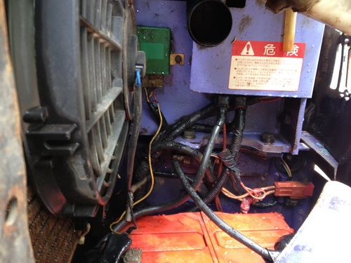 ขายรถขุดเก่านอกhitachi ex55urสภาพพร้อมใช้ ระบบใช้ได้ทุกอย่างครบ