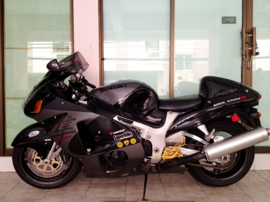 ขาย HAYABUSA GSX1300R ปี2000  รถศูนย์ ทะเบียนแท้  ราคา 298000 บ (รับเทริ์น)