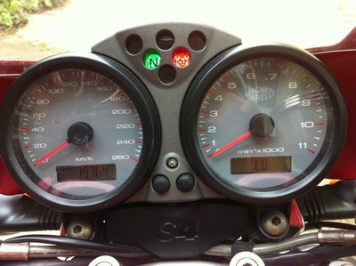 DUCATI monster900 S4 ลดสุดๆ ต่อรองมา DUCATI monster900 S4 ลดสุดๆ ต่อรองมา