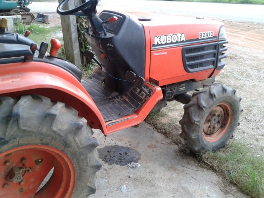 ขายรถไถ KUBOTA B2410 ขนาด 24 แรง 2เพลา พวงมาลัยเพาเวอร์
