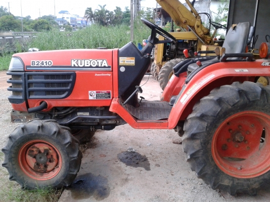 ขายรถไถ KUBOTA B2410 ขนาด 24 แรง 2เพลา พวงมาลัยเพาเวอร์