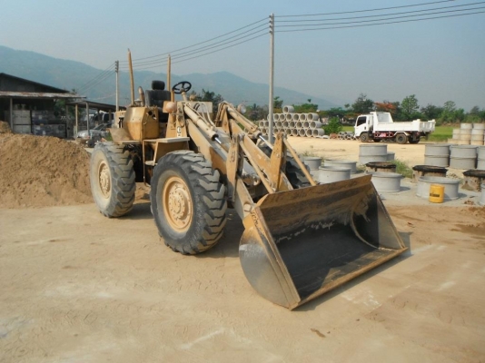 CAT910 รถตัก 1Q สภาพดี