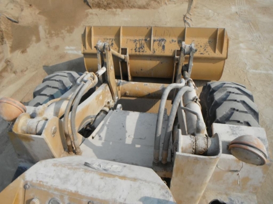 CAT910 รถตัก 1Q สภาพดี CAT910 รถตัก 1Q สภาพดี