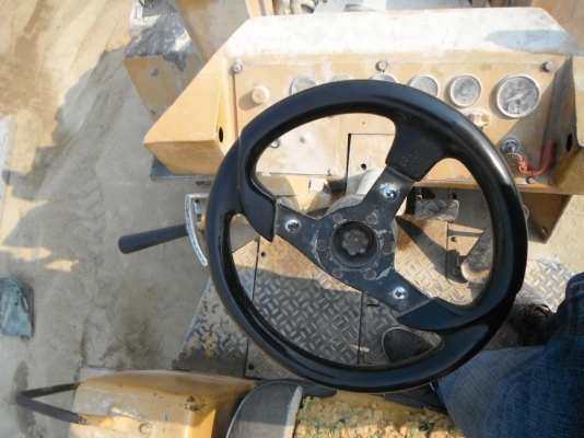 CAT910 รถตัก 1Q สภาพดี CAT910 รถตัก 1Q สภาพดี