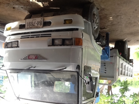 HINO FC3H ติดเครนทาดาโน่ 2.8ตัน