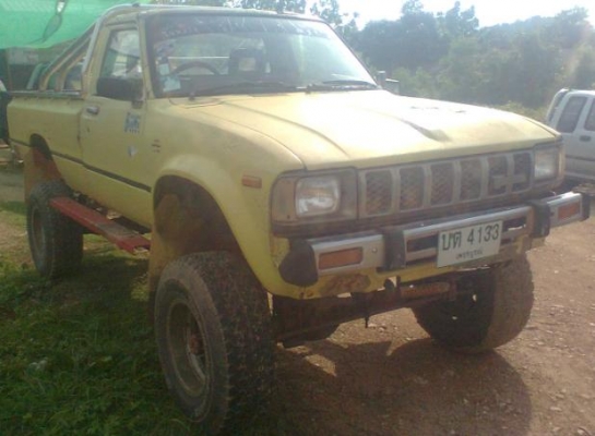 ขายTOYOTA LN46 4wdแท้ เครื่องดีเซล2200เครื่องเดิม เครื่องดี คลัซซีสวย max15" 4wdใช้ได้ปกติ ขายTOYOTA LN46 4wdแท้ เครื่องดีเซล2200เครื่องเดิม เครื่องดี คลัซซีสวย max15" 4wdใช้ได้ปกติ