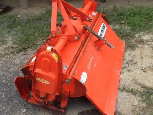 โรตารี่ตราช้างรุ่นใหม่ล่าสุด ขนาด 1.40 เมตร พร้อมยอยปั่นสภาพ 85 เปอร์เซ็น