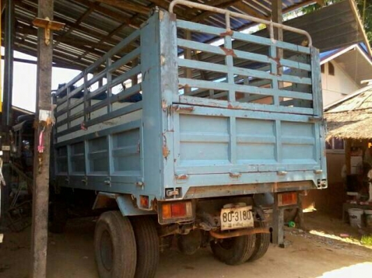 ขาย 6ล้อดั๊มเหล็กเกษตร ISUZU 115แบบรุ่น NPR59LUห้างแท้ปี 32 เครื่องเดิม4BD1 115HP แห้งดีไม่เยิ้ม เกียร์เดิมยาว ช่วงล่างเดิม คัสซีสวย กระบะดั๊มเหล็กเกษตร ยาว4.30ม. สภาพสวยไม่มีผุ ยางดี6เส้น หัวบางเดิมภายในสวยคอนโซลครบ พร้อมใช้ พร้อมลุยงาน ราคาต่อรองได้ครับ