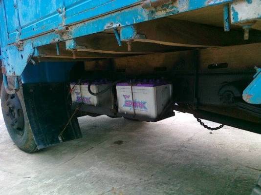 ขายรถ 6 ล้อ isuzu แอล 85 แรง