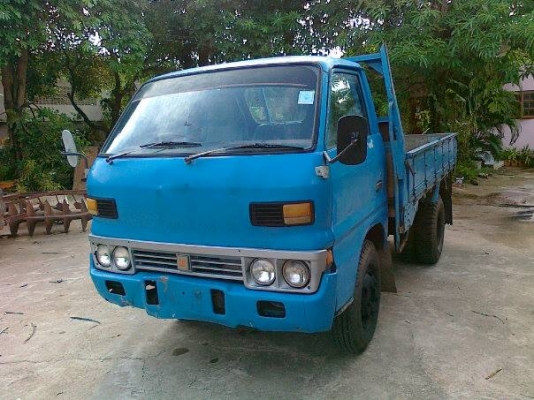 ขายรถ 6 ล้อ isuzu แอล 85 แรง