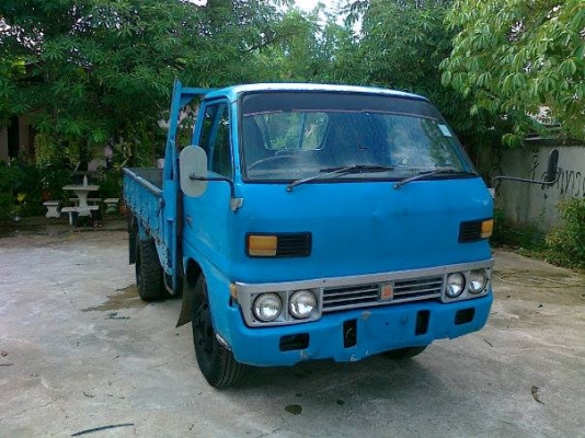 ขายรถ 6 ล้อ isuzu แอล 85 แรง