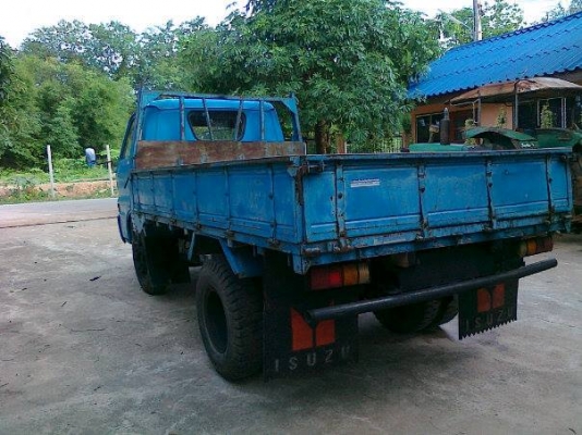 ขายรถ 6 ล้อ isuzu แอล 85 แรง