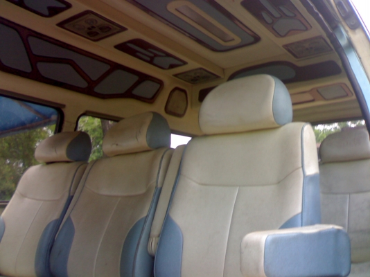 ขายรถตู้หลังคาสูงปี95 เครื่อง2800 มีแอร์สภาพพร้อมใช้คับหลุดมัดจำคับ