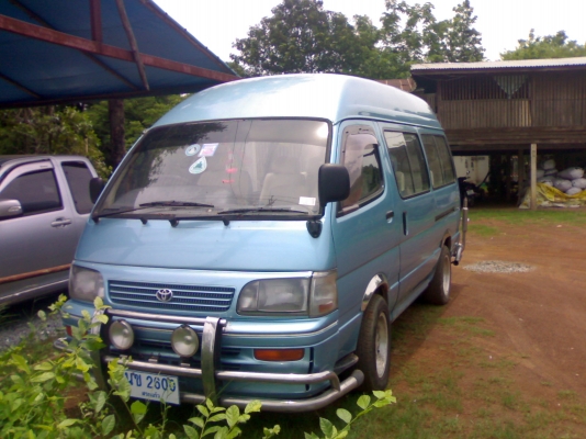 ขายรถตู้หลังคาสูงปี95 เครื่อง2800 มีแอร์สภาพพร้อมใช้คับหลุดมัดจำคับ