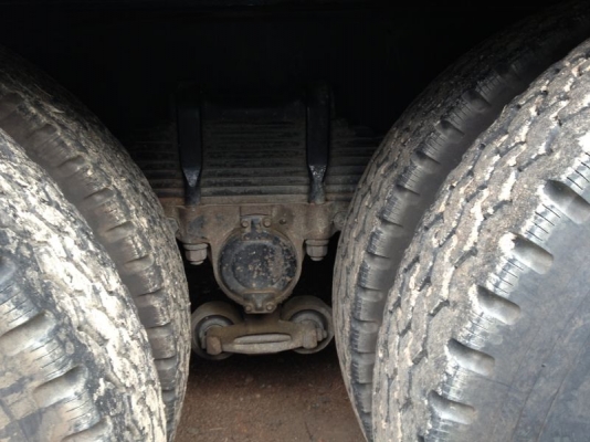 รถอิซูซุ 10 ล้อ ตู้เย็น 230 แรงม้า ปี 49 สนใจติดต่อ 081 - 6079515 รถอิซูซุ 10 ล้อ ตู้เย็น 230 แรงม้า ปี 49 สนใจติดต่อ 081 - 6079515