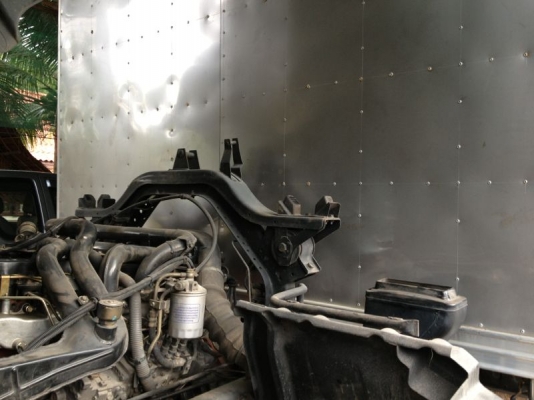 รถอิซูซุ 10 ล้อ ตู้เย็น 230 แรงม้า ปี 49 สนใจติดต่อ 081 - 6079515 รถอิซูซุ 10 ล้อ ตู้เย็น 230 แรงม้า ปี 49 สนใจติดต่อ 081 - 6079515