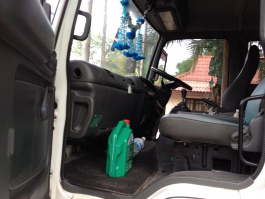 รถอิซูซุ 10 ล้อ ตู้เย็น 230 แรงม้า ปี 49 สนใจติดต่อ 081 - 6079515 รถอิซูซุ 10 ล้อ ตู้เย็น 230 แรงม้า ปี 49 สนใจติดต่อ 081 - 6079515