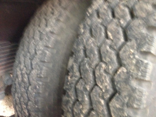 รถอิซูซุ 10 ล้อ ตู้เย็น 230 แรงม้า ปี 49 สนใจติดต่อ 081 - 6079515 รถอิซูซุ 10 ล้อ ตู้เย็น 230 แรงม้า ปี 49 สนใจติดต่อ 081 - 6079515