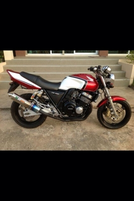 รถปี 98 เวอร์ชั่น s โซ่ สเตอเปลี่ยนใหม่ ระบบไฟครบ รถสภาพดีมากๆ ไม่มีปัญหา  อินวอย สรรพสามิต รถอยู่หนองไผ่    เพชรบูรณ์  สนใจติดต่อ รุต 081-3585353  24 ชั่วโมง ราคาต่อรองได้ครั