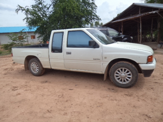 ขายรถกะบะอีซูซุปี38 สภาพสวย พร้อมใช้งานคับ