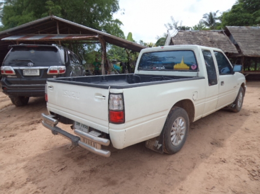 ขายรถกะบะอีซูซุปี38 สภาพสวย พร้อมใช้งานคับ ขายรถกะบะอีซูซุปี38 สภาพสวย พร้อมใช้งานคับ