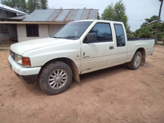 ขายรถกะบะอีซูซุปี38 สภาพสวย พร้อมใช้งานคับ ขายรถกะบะอีซูซุปี38 สภาพสวย พร้อมใช้งานคับ