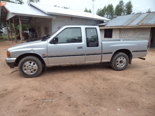 ขายรถกะบะอีซูซุปี37 พวงมาลัยเพาเวอร์ สภาพสวย พร้อมใช้งานคับ ขายรถกะบะอีซูซุปี37 พวงมาลัยเพาเวอร์ สภาพสวย พร้อมใช้งานคับ