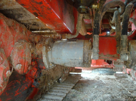 รถเกี่ยวข้าวศักดิ์พัฒนาปี2553