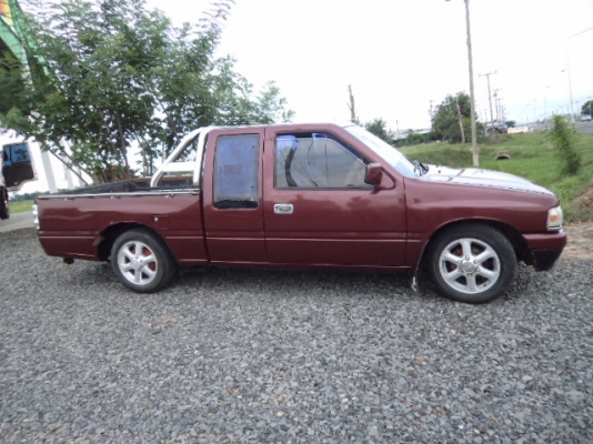 ขายรถกะบะอีซูซุปี36 พวงมาลัยเพาเวอร์ สภาพดี พร้อมใช้งานคับ