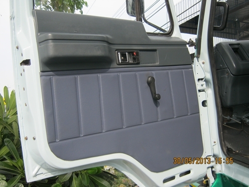 ขายรถบรรทุกหกล้อดั้มเกษตรอีซูซูร็อคกี้ FTR32 รถห้าง เครื่อง 195 แรงม้า