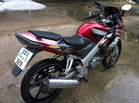 ขายCBR150Rคาร์บู ปี 2545ราคา 19,000 บาท ลดได้ครับ