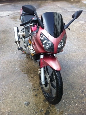 ขายCBR150Rคาร์บู ปี 2545ราคา 19,000 บาท ลดได้ครับ