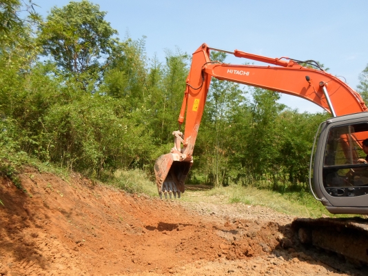 ขาย แบคโฮ HITACHI EX200-5 รถสวย เอกสารเล่มทะเบียน