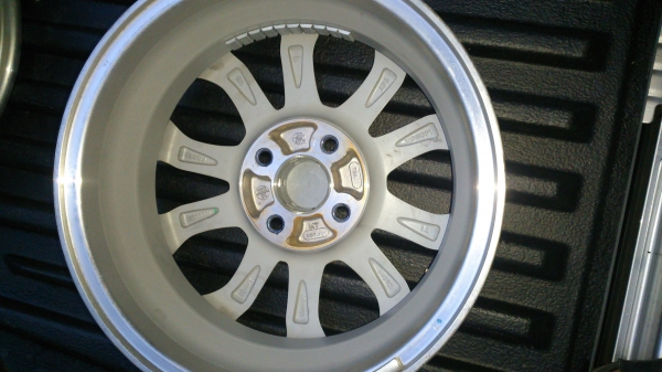 ขายแม็กถอดป้ายแดง HONDA AMAZE 4รู ขอบ14 สวยๆ 4 วง