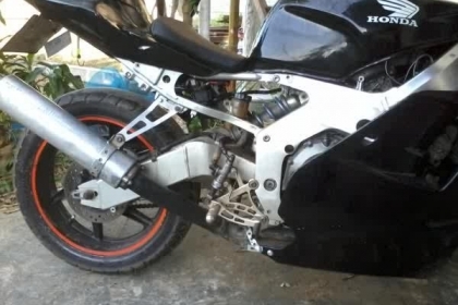 ขายCBR  250RR (4สูบ)  ปี 1992-1993 ราคาถูกๆจ้า(ไม่มีแฟริ่งนะครับ)
