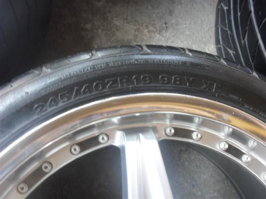 Vip19::8.5*8.5  off  45ยาง235/35/19*245/40/19 ล้อมีเก็บงาน1วง เพื่อนฝากขาบ....17.500