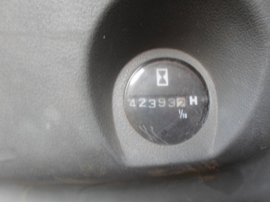 ด่วนเจ้าของลดราคาขายได้ขาย ขาย แบคโฮ HITACHI EX200-5 รถสวย เอกสารเล่มทะเบียน