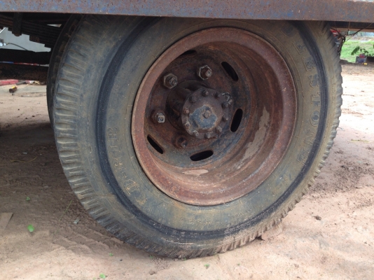 ขายตัด เอาทุนคืน 6ล้อ เอาไปทำอะไหล่/ต่อดั๊ม(เกิดใหม่)/ติดเครน/วางโม่/เทเลอร์ HINO KM350 เครื่องDM100 100HPแห้งดีติดง่าย เกียร์เดิม ติดFหน้า-หลัง หัวFB ช่วงล่างสวย คัสซีสวยมาก ไม่มีผุไม่มีบวม กระบะ4.3ม. สภาพดี ขายตามสภาพ สัญญาซื้อขาย ราคาต่อรองได้ครับ