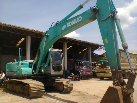ขายรถแบคโฮ KOBELCO SK200-YN-10 ซีเรี้ยล 40000 กว่า ไฟฟ้าเต็ม เอกสารใบอิมวอย ราคาย้อมๆรีบจองด่วน