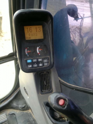 ขายรถแบคโฮ KOBELCO SK200-YN11 ไฟฟ้าครบ เอกสารอิมวอย รถใช้งานอยู่ ราคาถูกๆ รีบจองด่วน