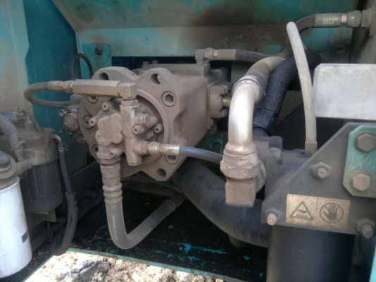 ขายรถแบคโฮ KOBELCO SK200-YN11 ไฟฟ้าครบ เอกสารอิมวอย รถใช้งานอยู่ ราคาถูกๆ รีบจองด่วน