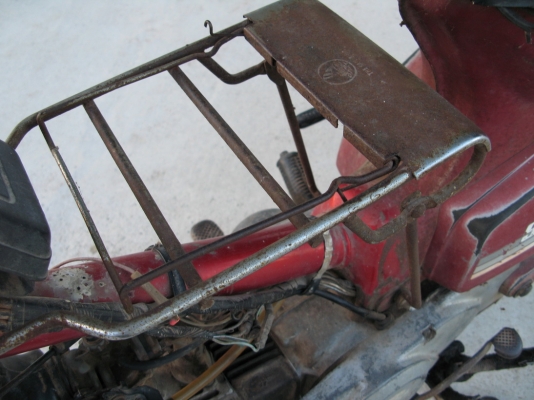 ที่นังเด็ก ตราเรือใบและงานเก่าอีกอันครับ