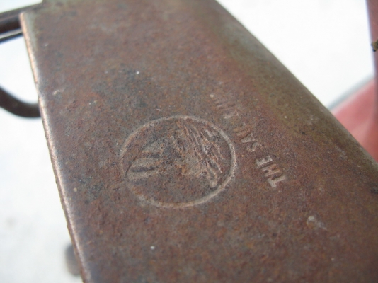 ที่นังเด็ก ตราเรือใบและงานเก่าอีกอันครับ