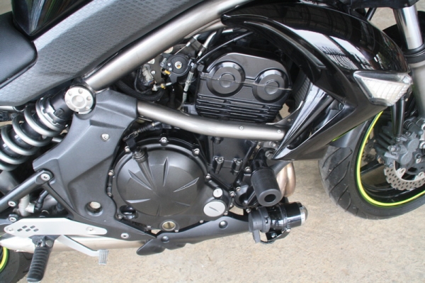 ขาย ER 6 N ปี 2009 เครื่องดี แต่งมานิดหน่อย ทะเบียนเต็มพร้อมโอน 169000