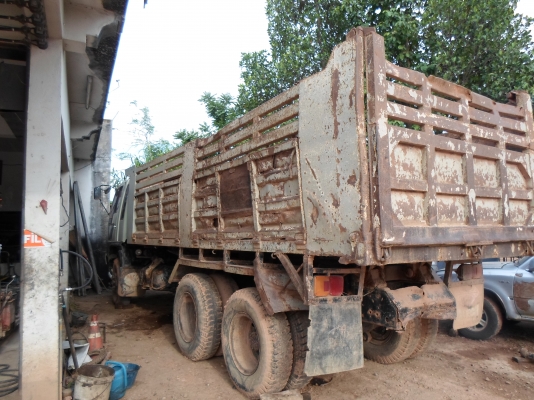 ขายสิบล้อ Hino 3M 240 ดั้ม สามมิตร