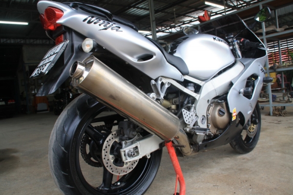 ขาย KAWASAKI ZX 9 R เครื่องดี ทะเบียนแท้ พร้อมโอน 129000