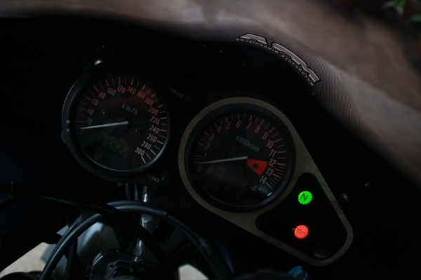 ขาย KAWASAKI ZX 9 R เครื่องดี ทะเบียนแท้ พร้อมโอน 129000