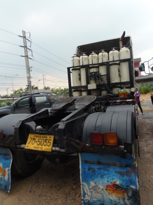 ขายรถหัวลากพร้อมหางเทรเลอร์ 2เพลา ISUZU DECA 320 แรง ติดแก๊สร่วมใช้ได้ 2ระบบประหยัดน้ำมัน จดปลายปี47 1,950,000฿ ด่วน