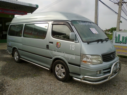 ขายรถตู้ TOYOTA หลังคาสูง ปี02 ภายในแต่ง VIP