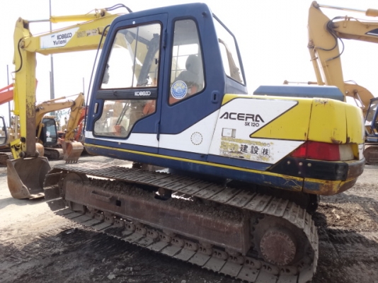 รถขุดดิน SK120-1 มาร์คทรี  รถสวย สภาพเดิมนอกจากญี่ปุ่น  เพิ่งลงมาถึงไทย  ตอนนี้รถอยู่ที่ C.S. หลักสี่แล้ว  โทร.081-373-0559